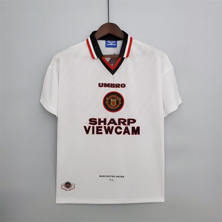 Camiseta Man.Utd 1996/97 – Visitante SCHOLES 18
Marca: Umbro | Patrocinador: Sharp Viewcam
