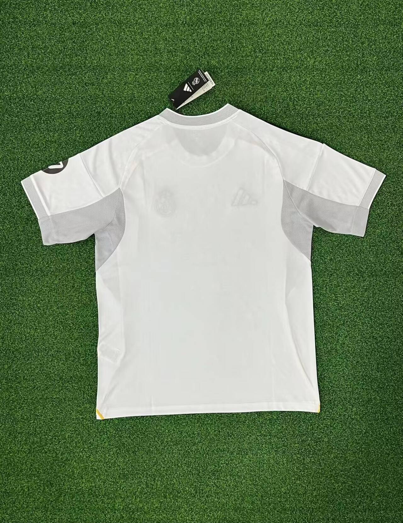 Real Madrid 25/26 - Primera Equipación