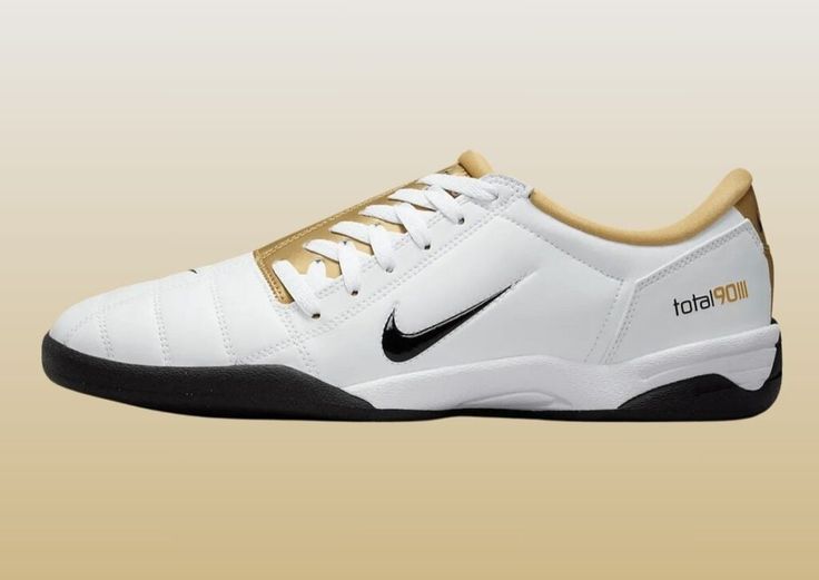 👟 Nike Total 90 III – White & Gold Edition 👑