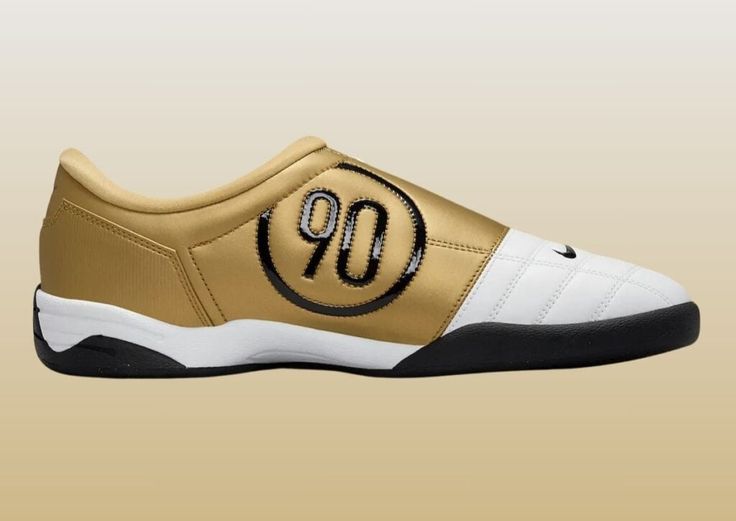 👟 Nike Total 90 III – White & Gold Edition 👑